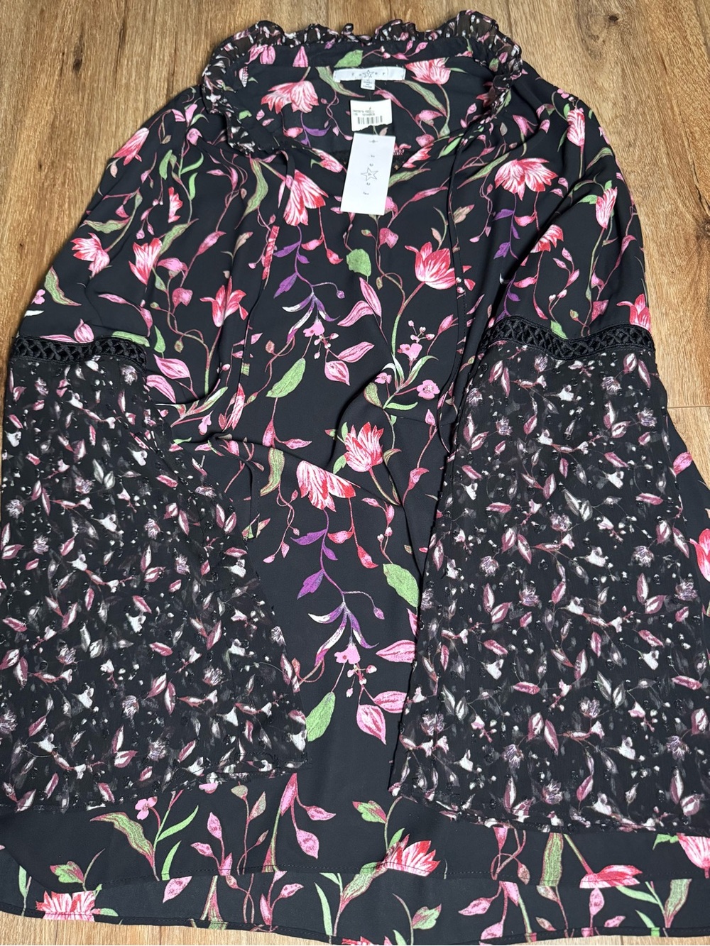 Fever Floral Black Pink Bell-Sleeve Blouse Large